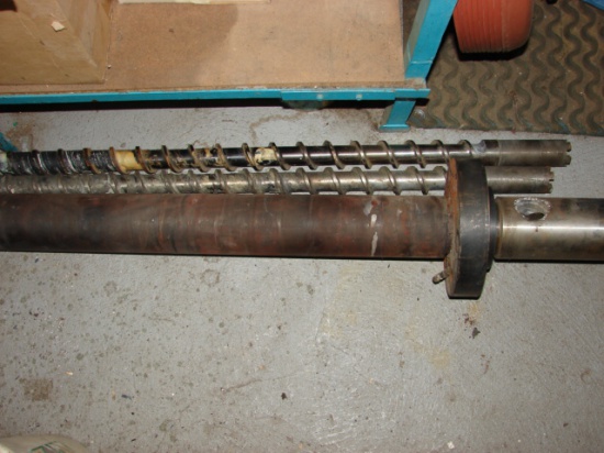 Cylinder plastyfikujący do Kuasa fi 45mm + 2szt ślimaka fi 45mm