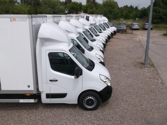 WYNAJEM Renault Master kontener 