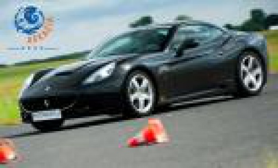 Jazda Ferrari po Warszawie