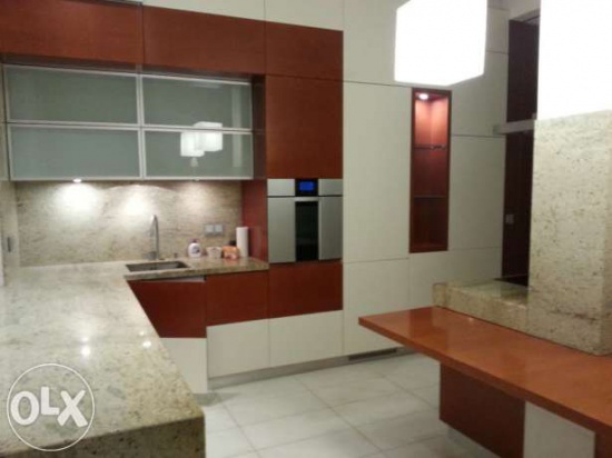 Sprzedam apartament 140 m2.
