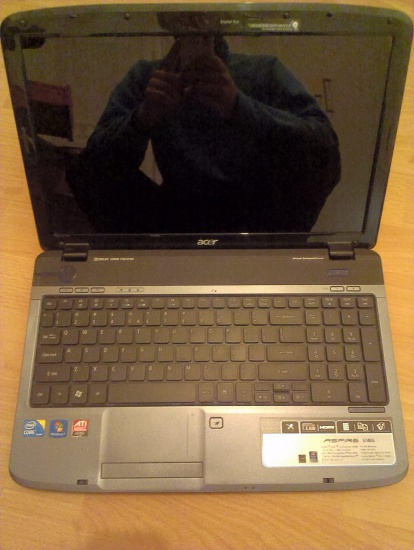Acer 5740G ati5650 4GB 640GB i5-2,23GHz WAWA