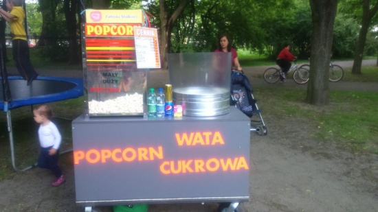 Wata cukrowa popcorn 