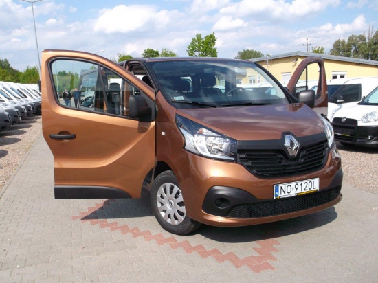 Wynajem nowych busów 9-os.